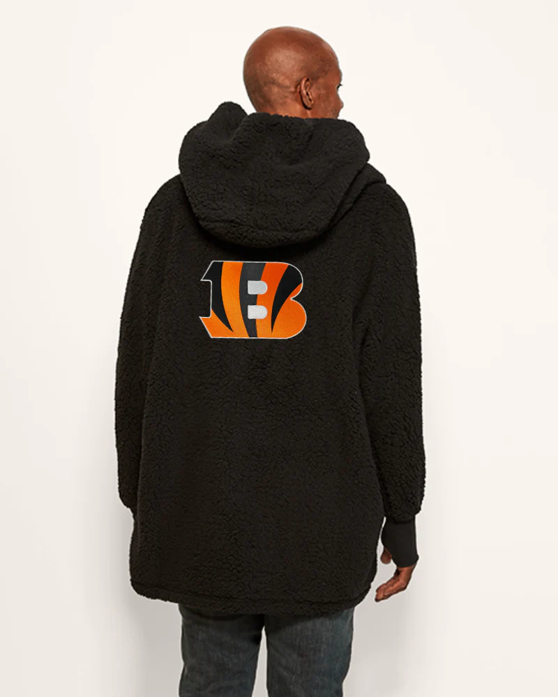 Cincinnati Bengals Sherpa Lounger Jacket - Image 7