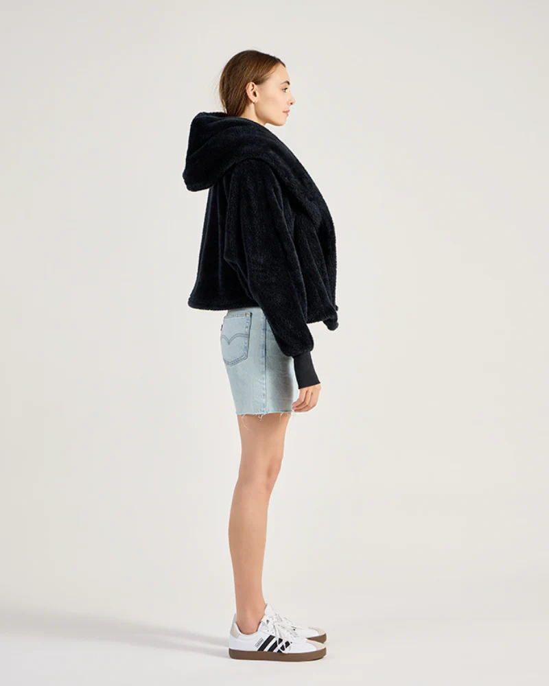 The Cropped Luxe Lounger Lite Jacket - Black - Image 3