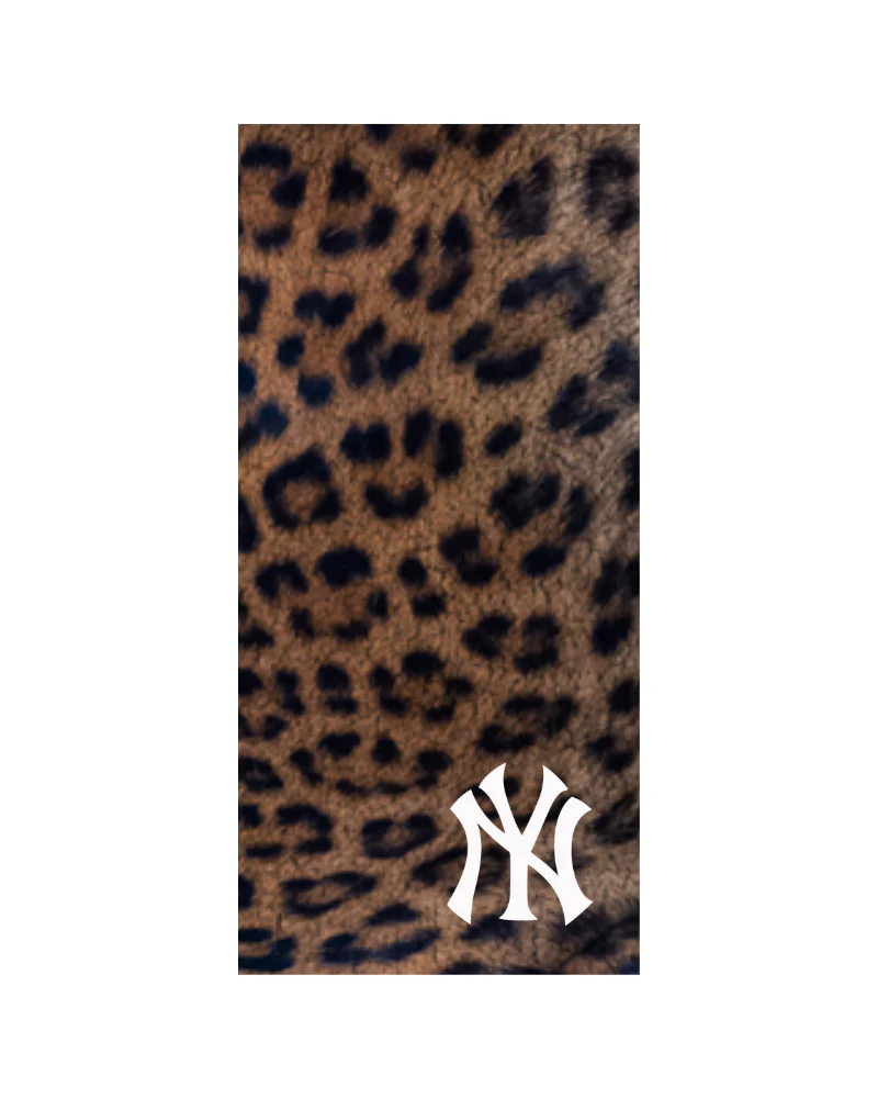 New York Yankees Chenille Logo 60" x 70" Throw Blanket