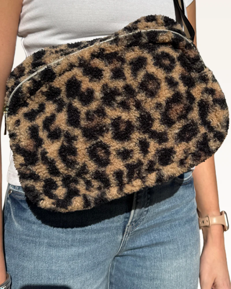Oversized Sherpa Fanny Pack - Leopard