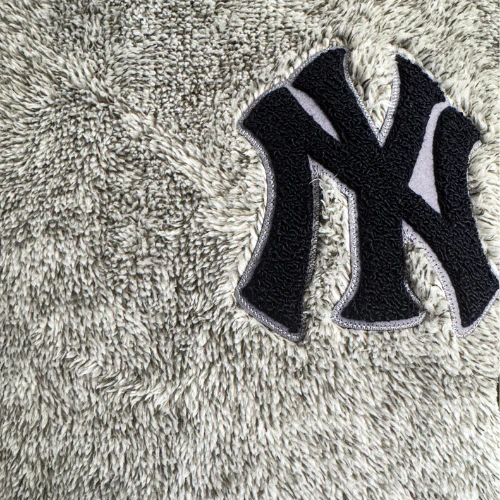 New York Yankees Chenille Logo Hoodie - Image 3