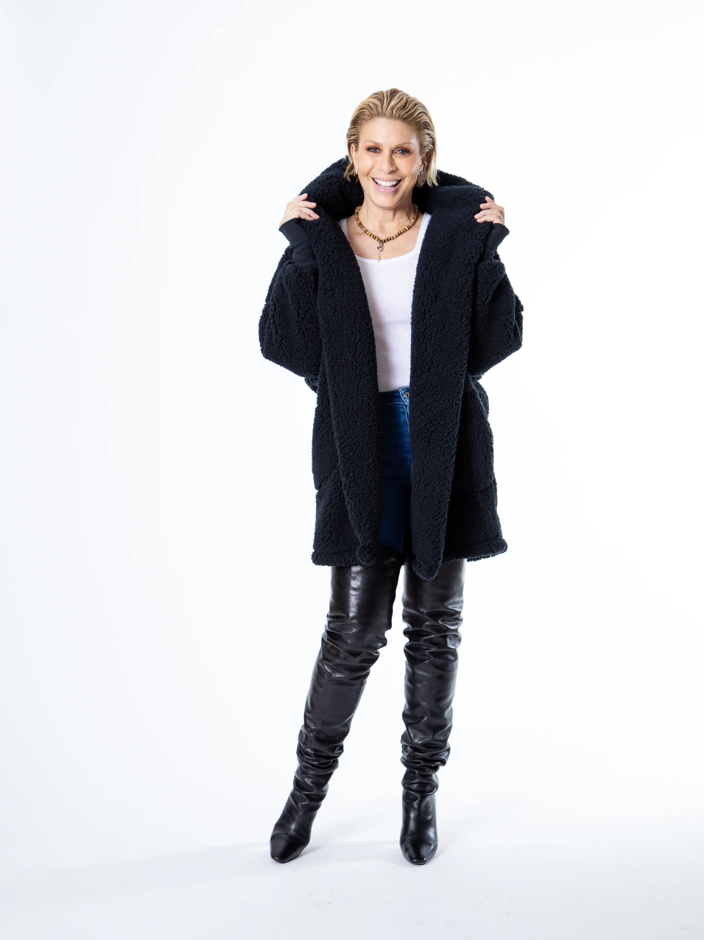 Yellowstone Sherpa Lounger Jacket - Image 2